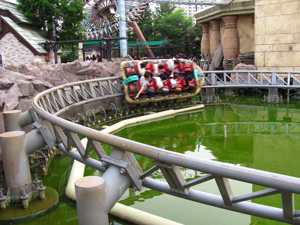 Atlantis Adventure — Steel Coaster, Lotte World