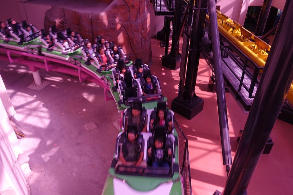 Canyon Blaster — Custom Looping Coaster, Adventuredome (Circus Circus)