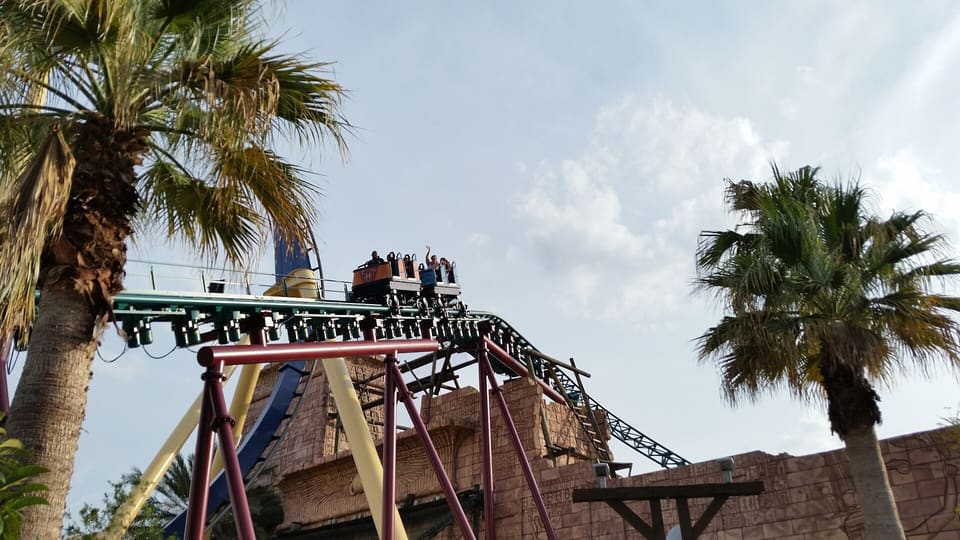 Cobra's Curse — Spinning Coaster, Busch Gardens Tampa Bay