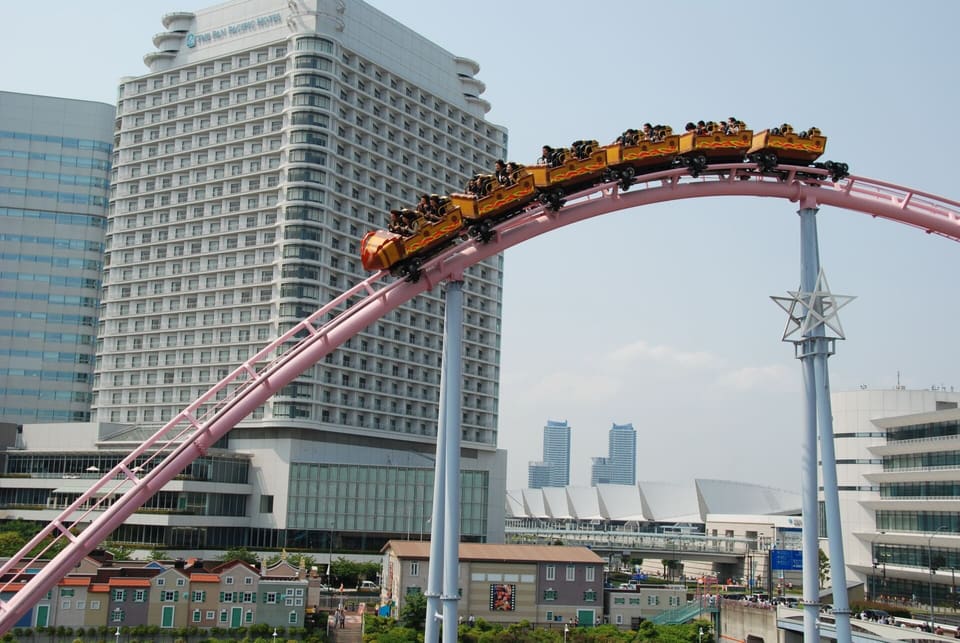 Diving Coaster: Vanish — Steel Coaster, Yokohama Cosmoworld