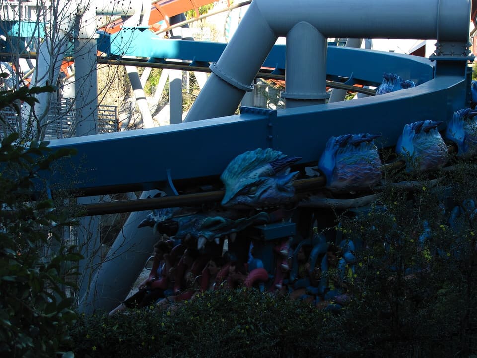 Dragon Challenge — Inverted Coaster, Islands of Adventure