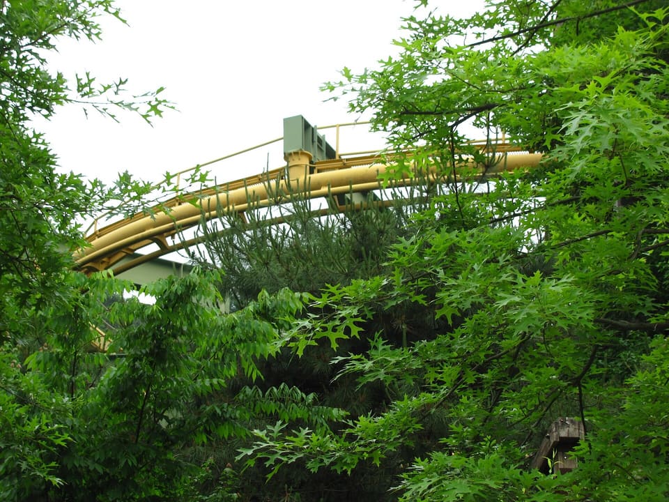 Eagle Fortress — Suspended Coaster, Everland