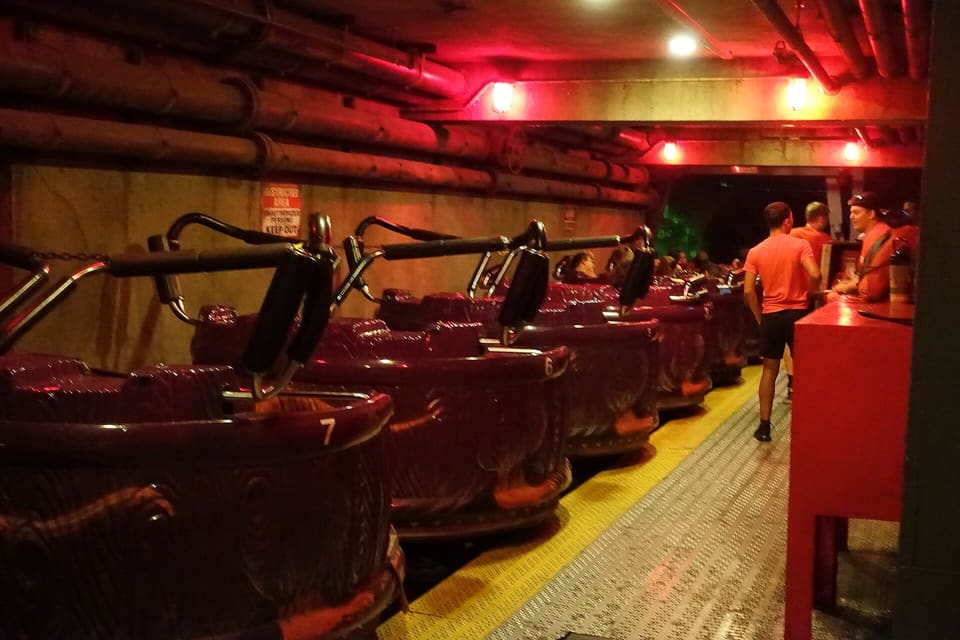 Exterminator — Spinning wild mouse (indoor), Kennywood