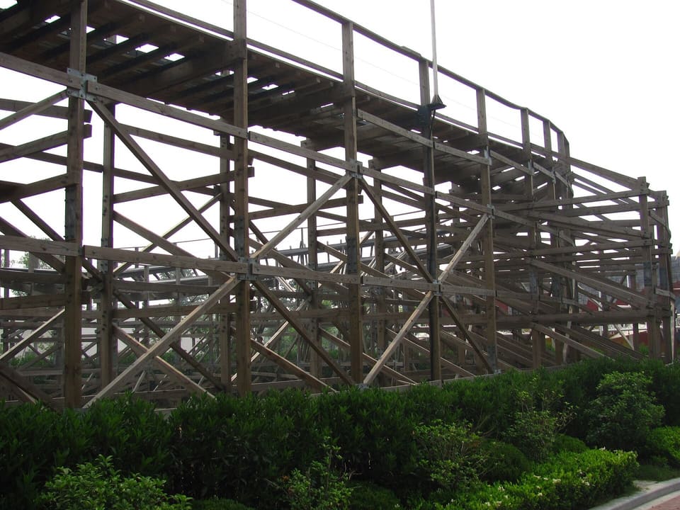 Fireball — Wood Coaster, Happy Valley Shanghai