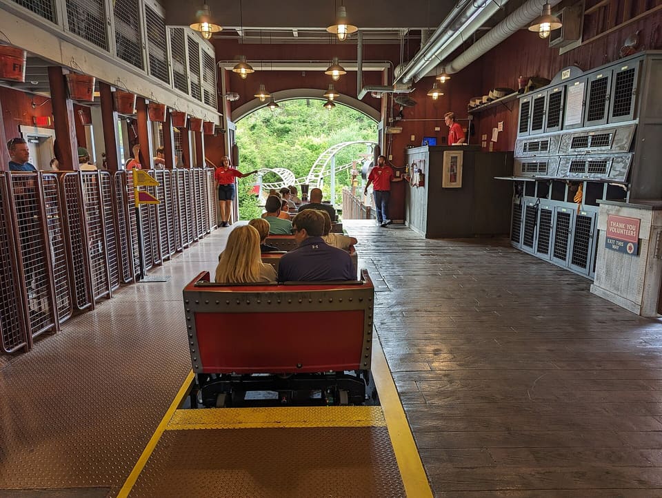 FireChaser Express — Launch Coaster, Dollywood