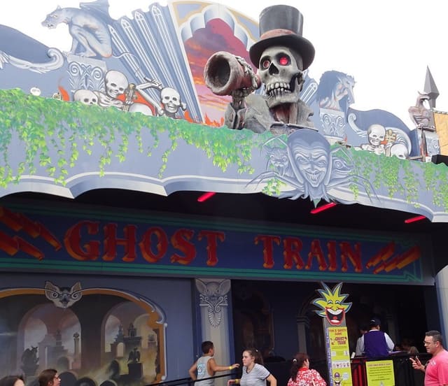 Ghost Train — Pretzel electric-cart dark ride, Luna Park Melbourne