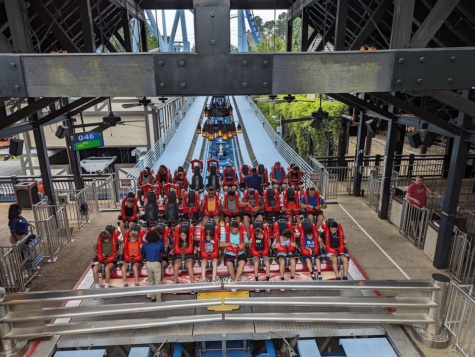 Griffon — Dive Coaster, Busch Gardens Williamsburg