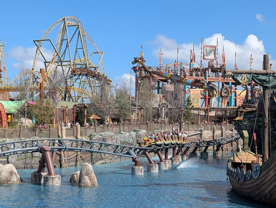 Hiccup's Wing Gliders — Family Launch Coaster, Universal Epic Universe