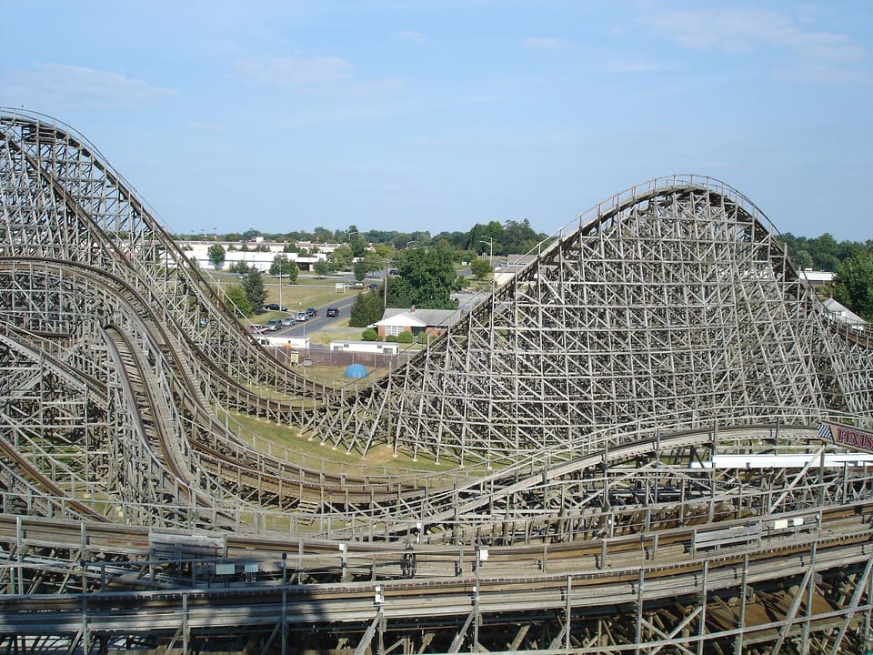 Lightning Racer — Wood Racing Coaster, Hersheypark