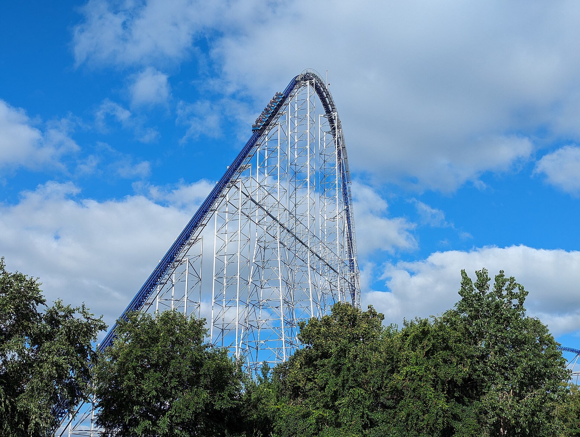 Millennium Force — Giga Coaster, Cedar Point