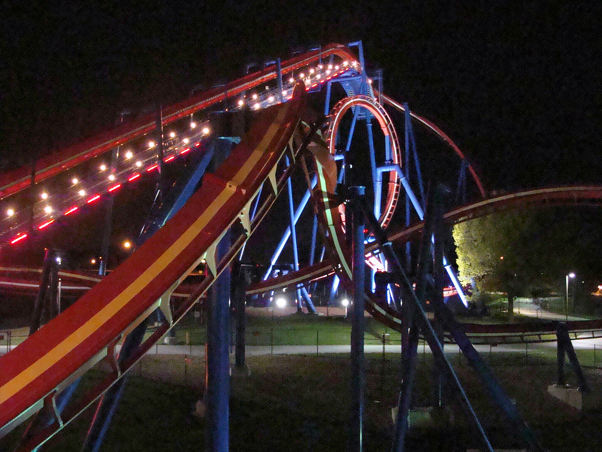 Patriot — Inverted Coaster, Worlds of Fun