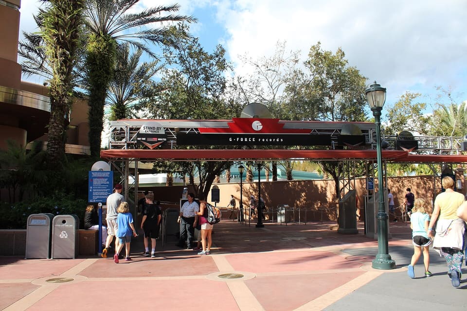 Rock 'n' Roller Coaster — Custom LSM-launched coaster, Walt Disney Studios Park (Disneyland Paris)