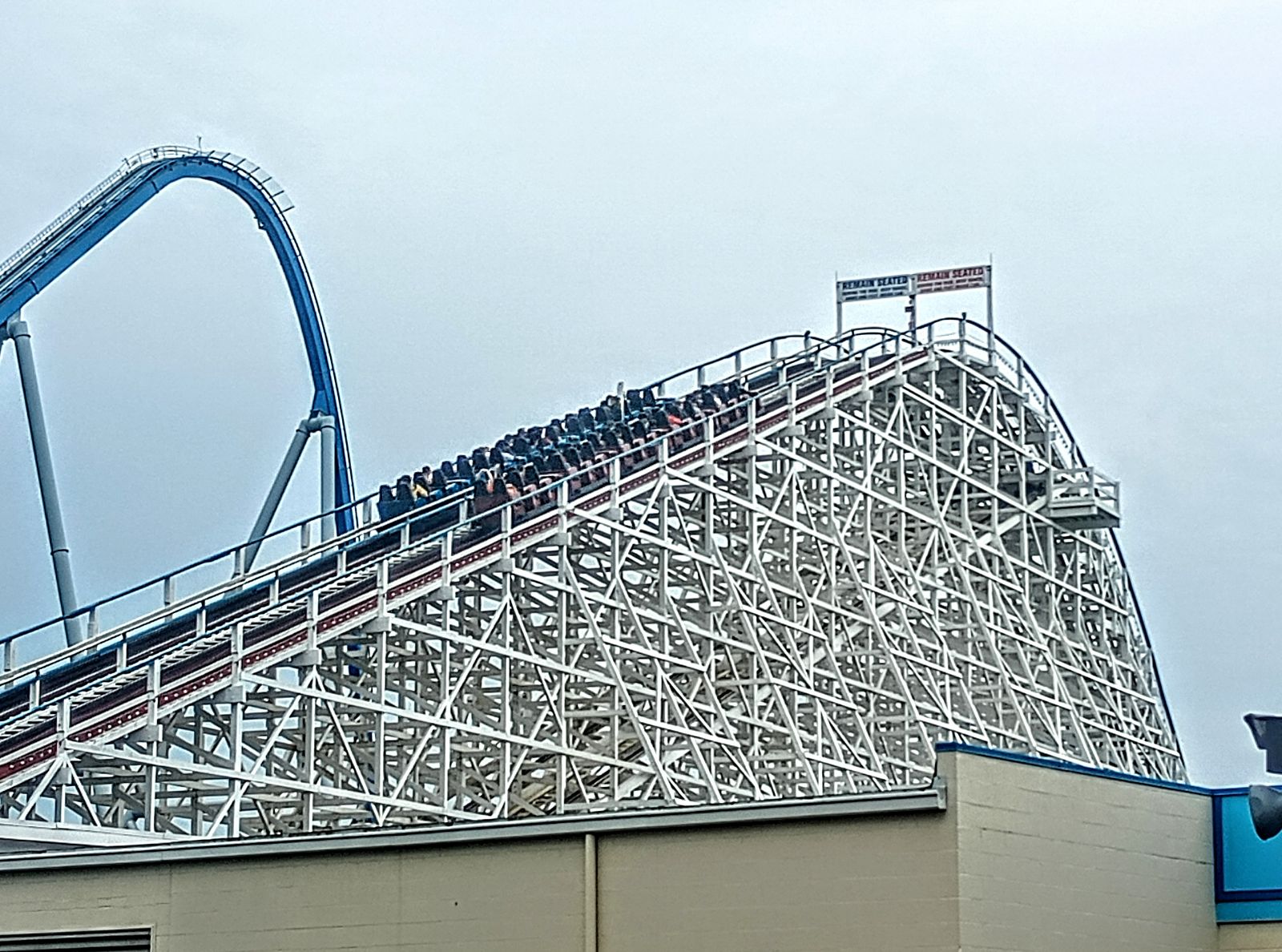The Racer — John Allen twin-track racing coaster, Kings Island