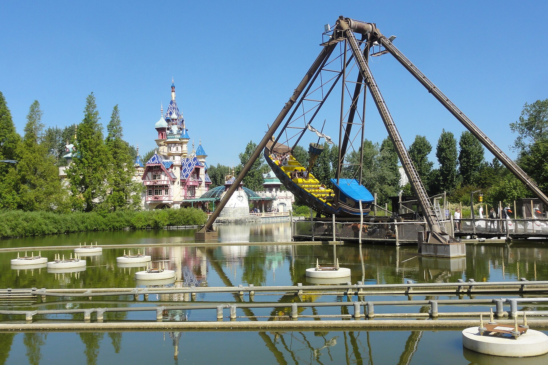 The Ride to Happiness — Xtreme Spinning Coaster, Plopsaland Belgium