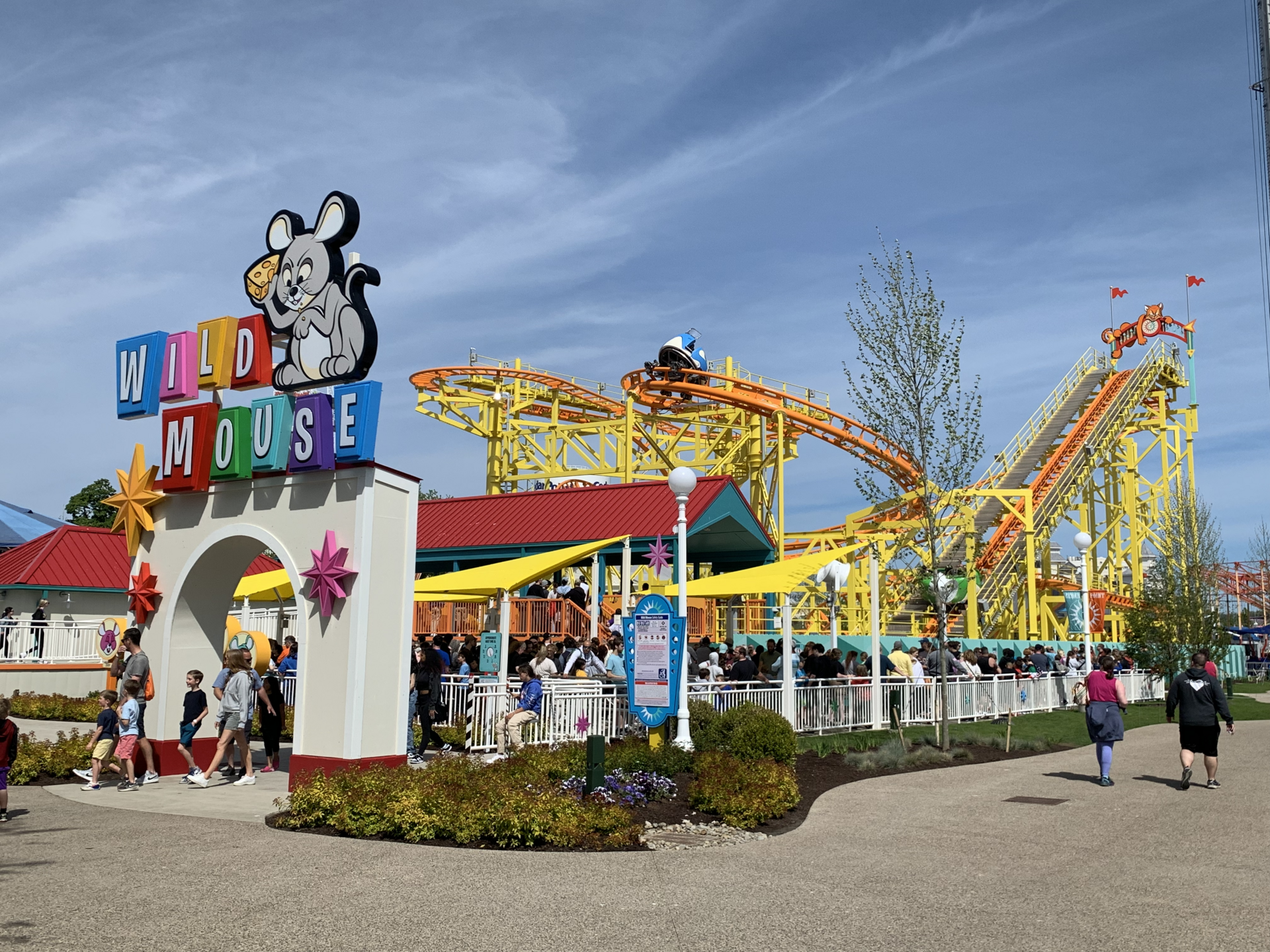 Wild Mouse — Spinning wild mouse (first of its kind), Cedar Point
